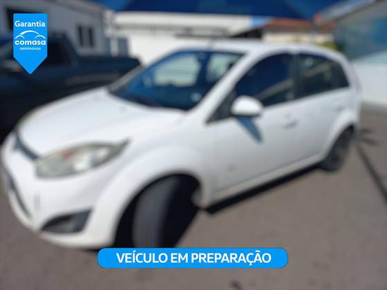 FORD FIESTA 1.0 ROCAM HATCH 8V FLEX 4P MANUAL FORD FIESTA 1.0 ROCAM HATCH 8V FLEX 4P MANUAL